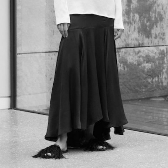 TOVE Dresses & Skirts - TOVE Aster Skirt NWT